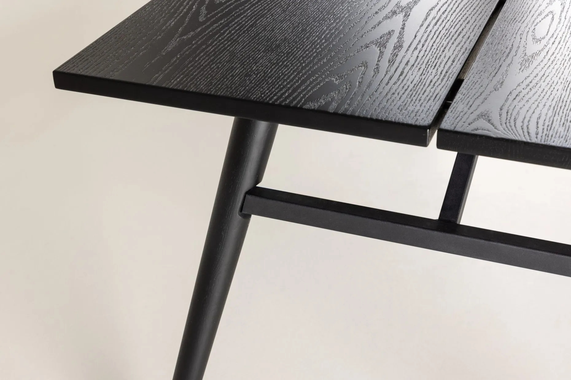 Sleek Spisebord 195 cm Forlengningsbart
