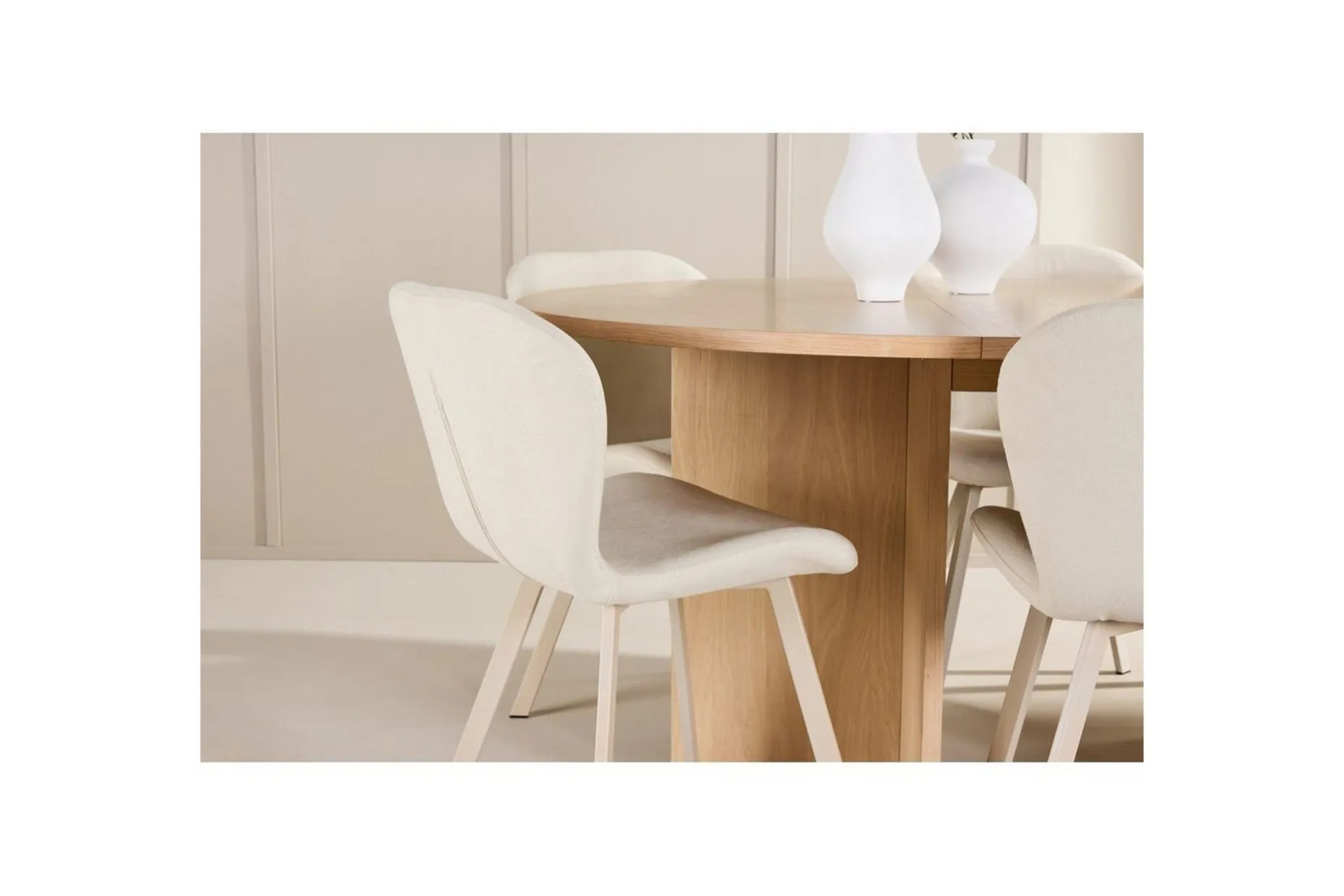 Spisegruppe Strada Rund 120/170 cm Hvit med Lilja Stoler 6 stk