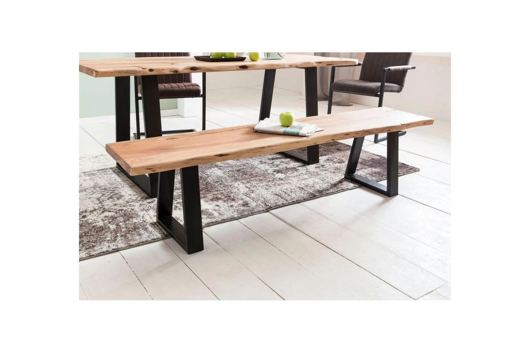 Spisestuebenk Wohnling Heltre tre kant med metallben landstil Uten ryggstøtte, 160 cm