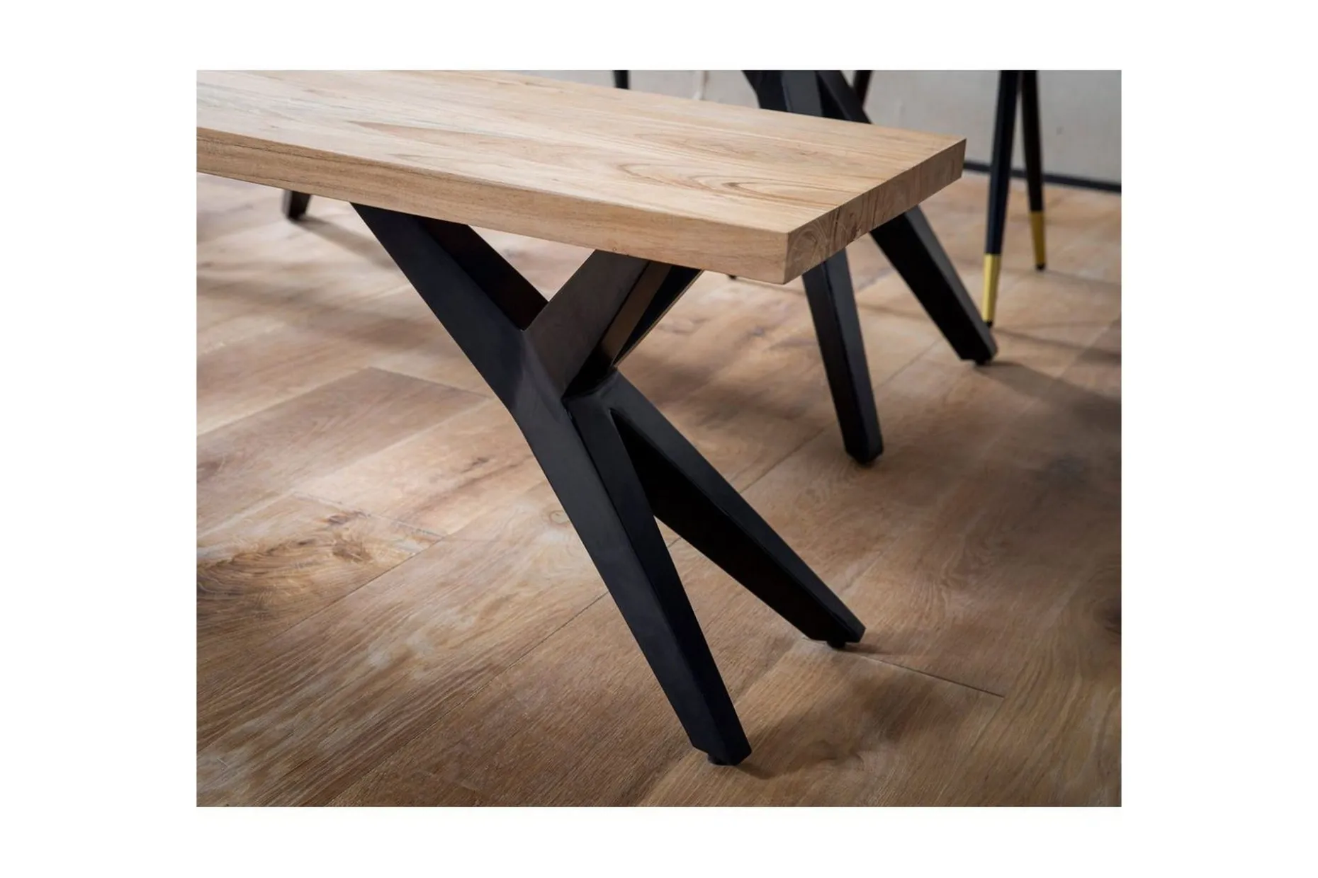 Spisestuebenk Wohnling massivt tre moderne loftstil med metallben 160 cm