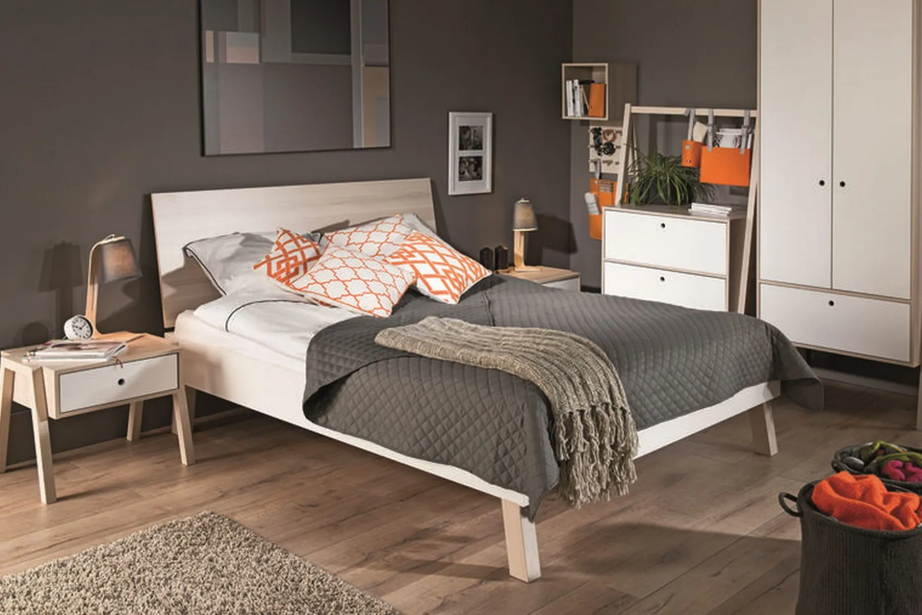SPOT Skap Tre / Natur / Hvit