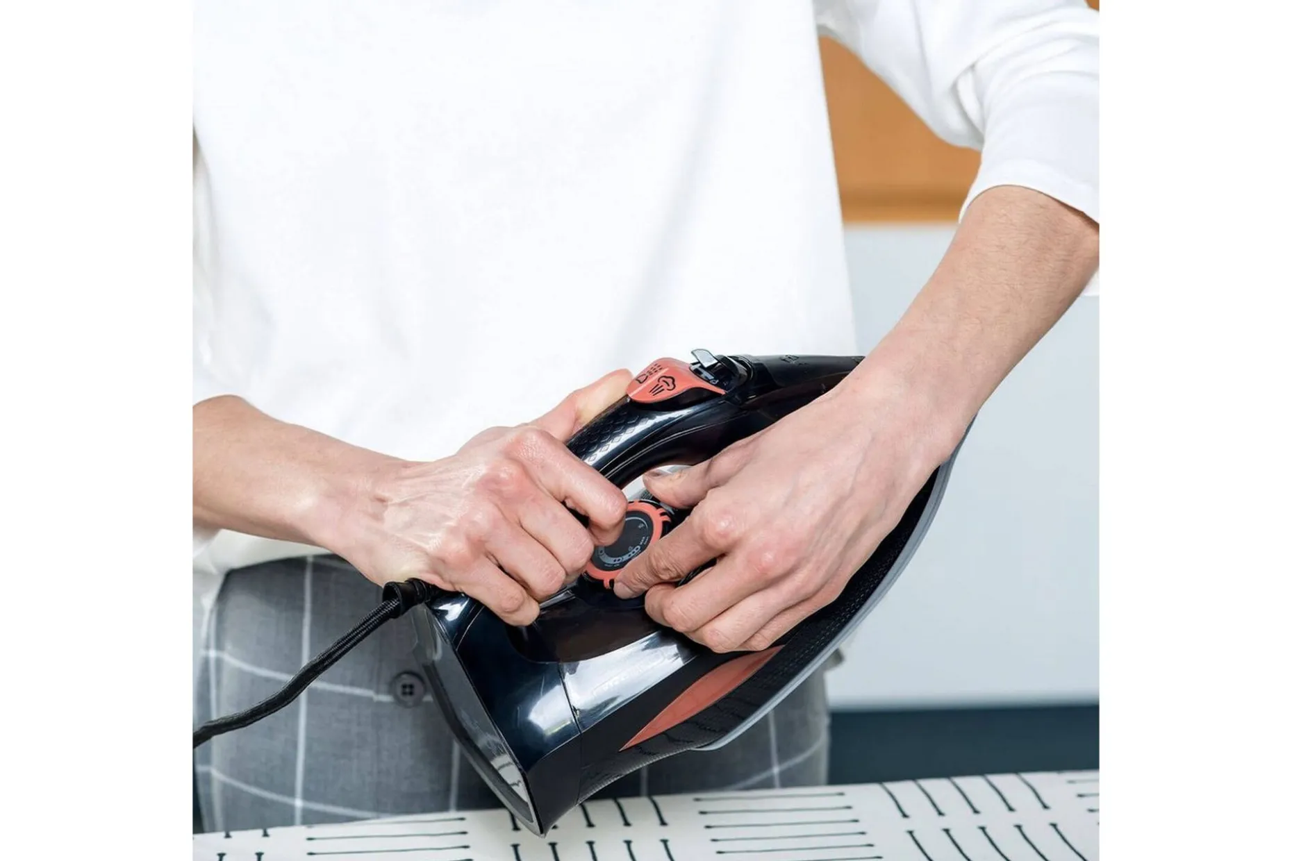Strykejern Black+Decker Svart 3000W