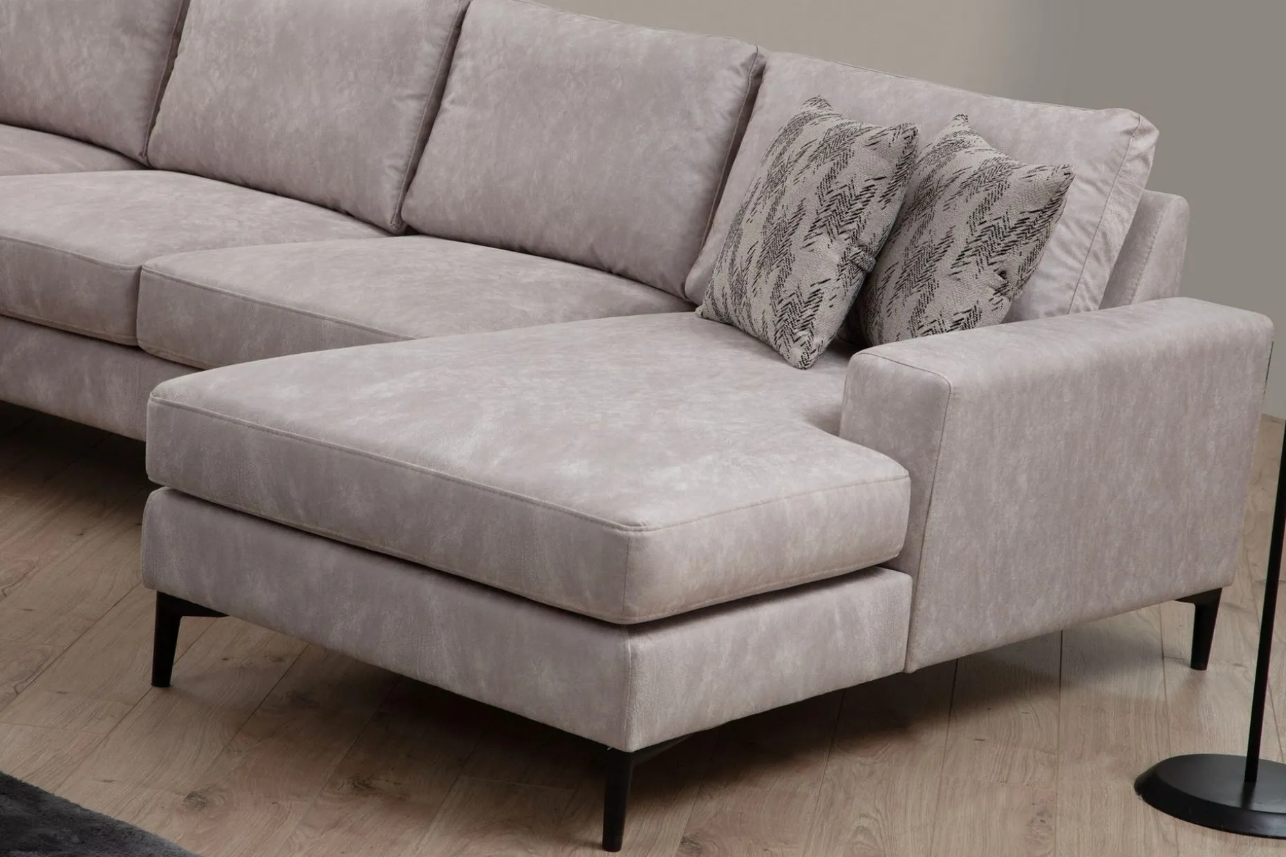 Svanabyn Sofa m. Divan og Sjeselong 4-seter