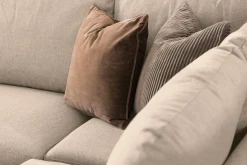 Trend 4-seters Høyrevendt L-formet Sjeselongsofa i Stoff 280 cm bred