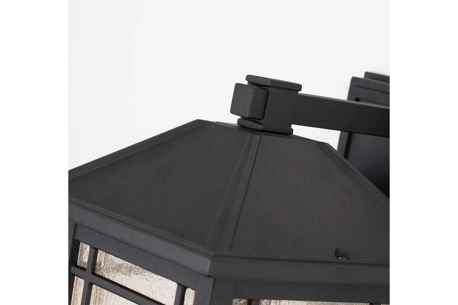 Utendørs vegglampe Quoizel Cedar Point 197x326x229 mm