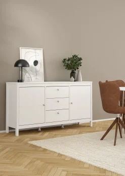 Vallvidera Skjenk med 2 dører og 3 skuffer 151 cm