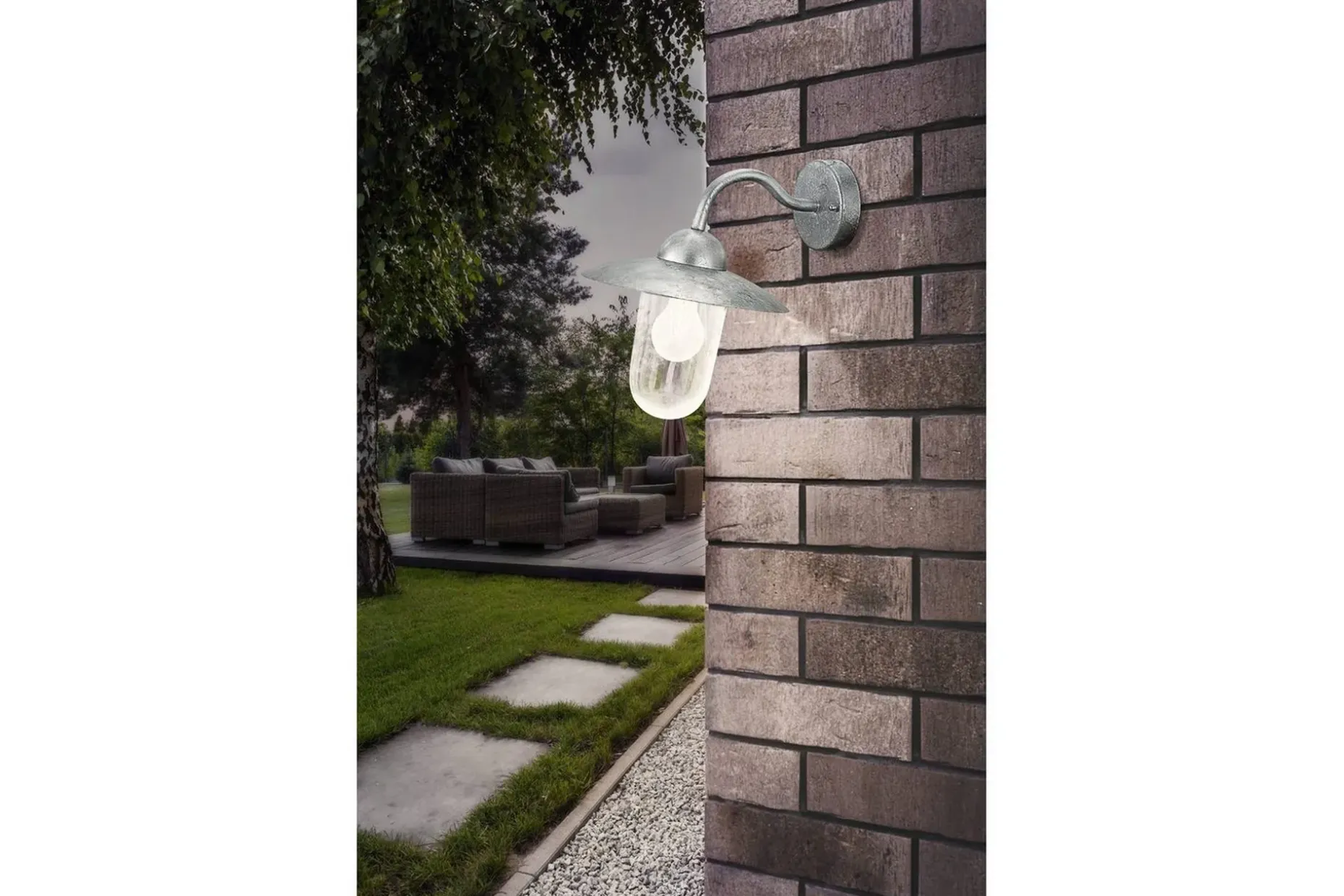 Vegglampe utendørsbelysning Eglo Milton sink