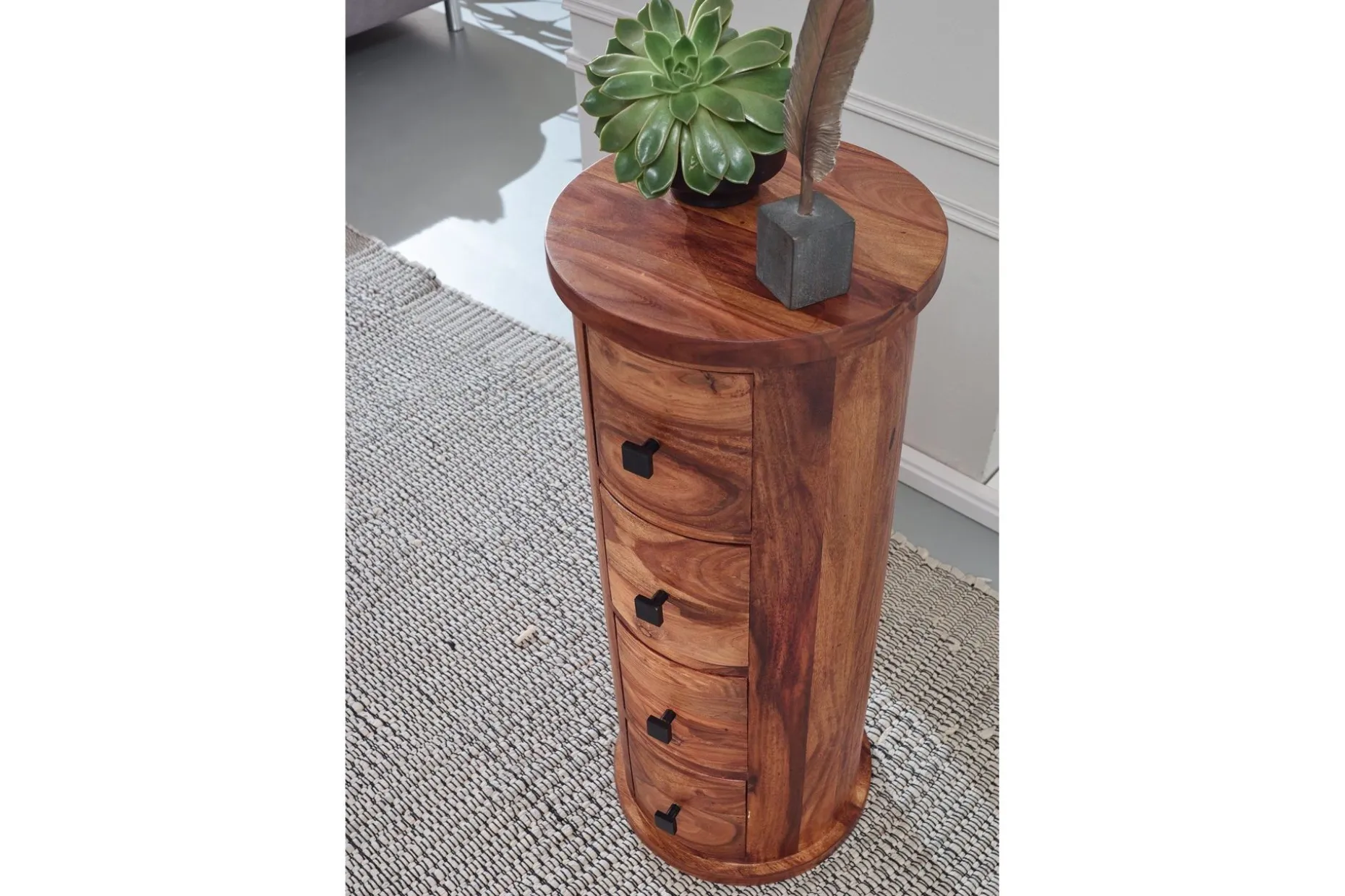 Willowdale Sideboard 35 cm 4 Skuffer Rundt